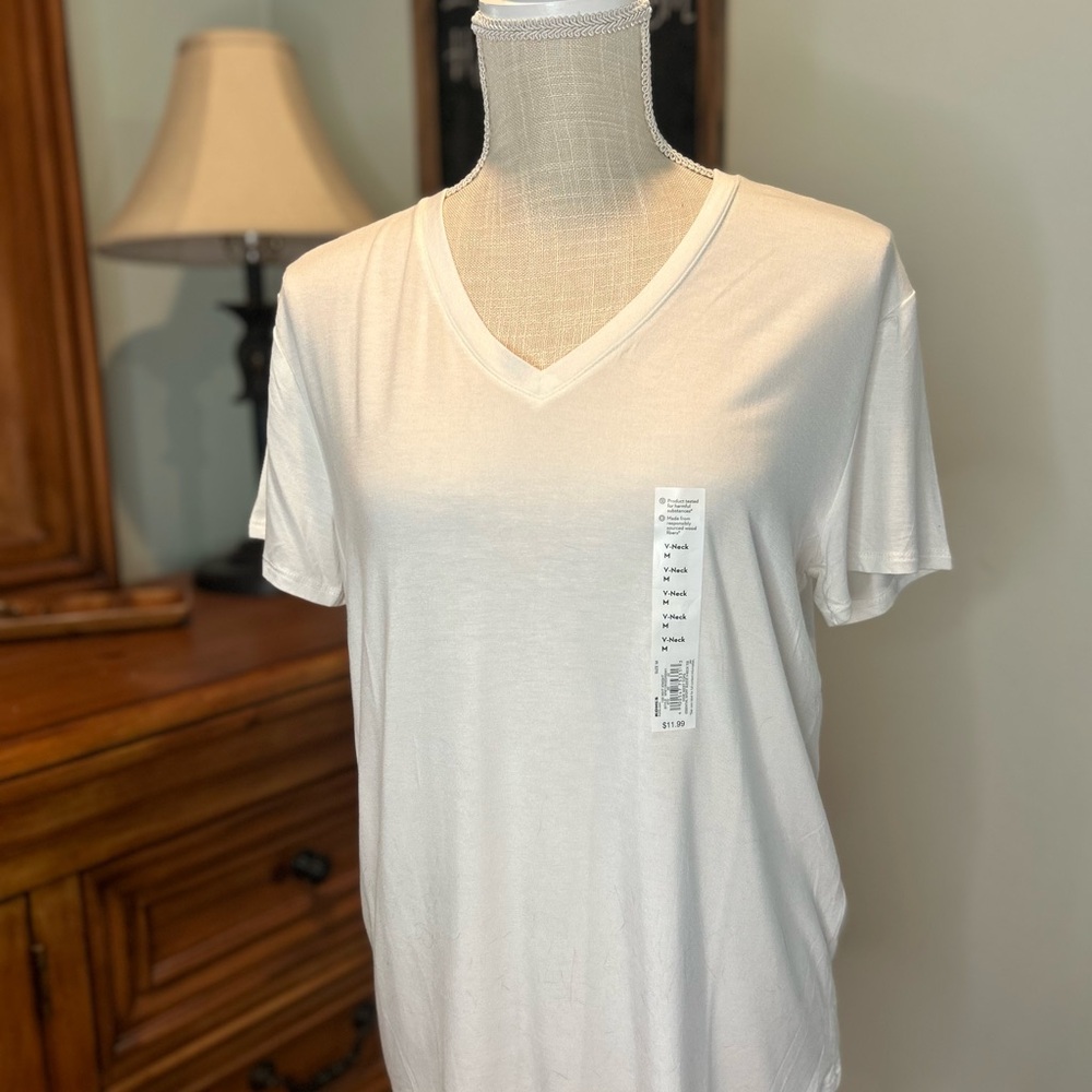 Nine West Women's White V-Neck Tee